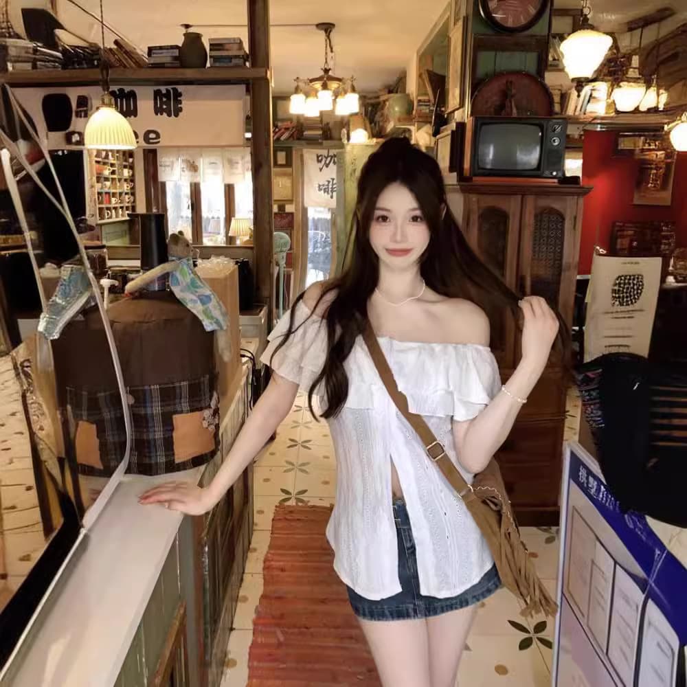 Plus Size Off-shoulder Women's Shirt vista 3