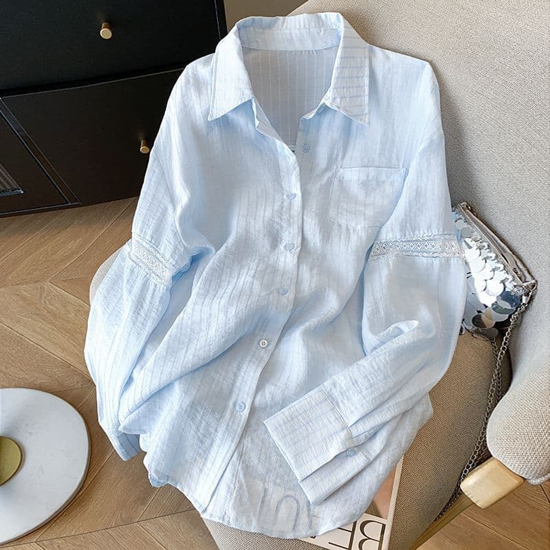 Hollow Lace Design Blue Striped Sun Protection Shirt For Women Summer vista 2