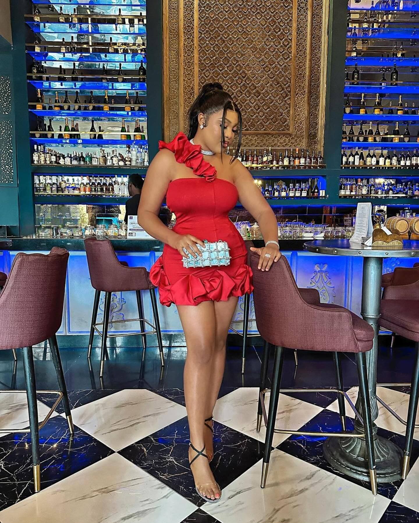 Summer European And American Ruffled Sheath Shoulder Tube Top Cinched Waist Slim Fit Dress vista 3